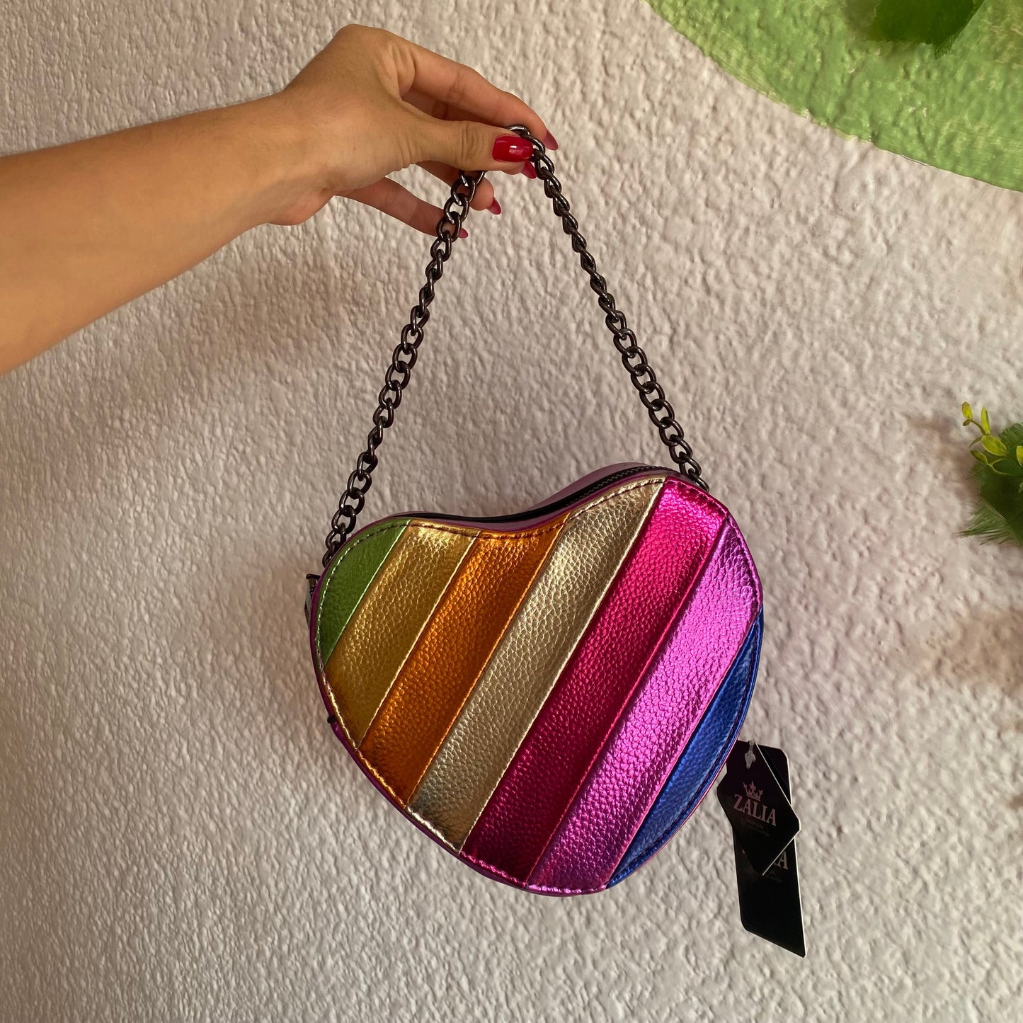 Bolsa de corazón metálica