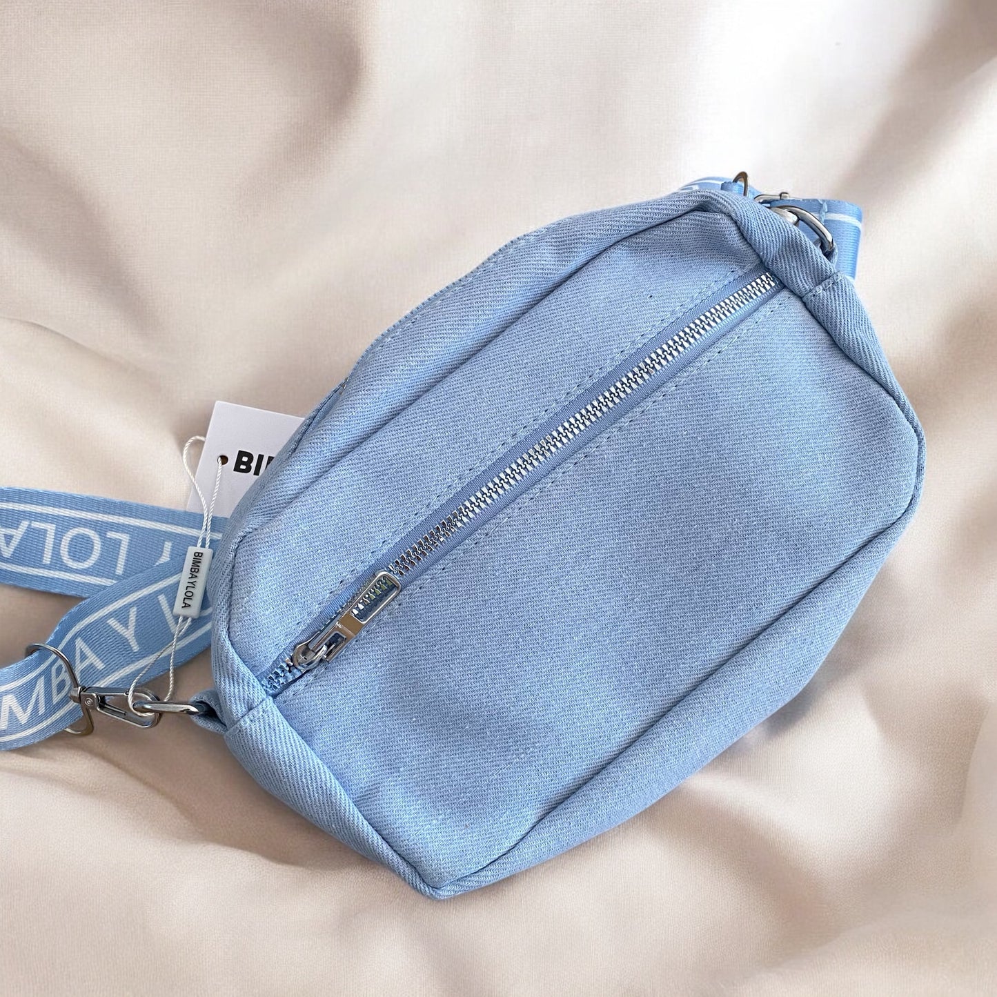 Crossbody Bimba y lola de mezclilla