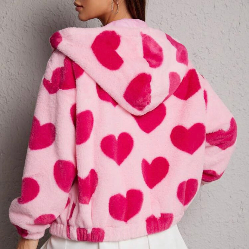 Suéter de corazones afelpado