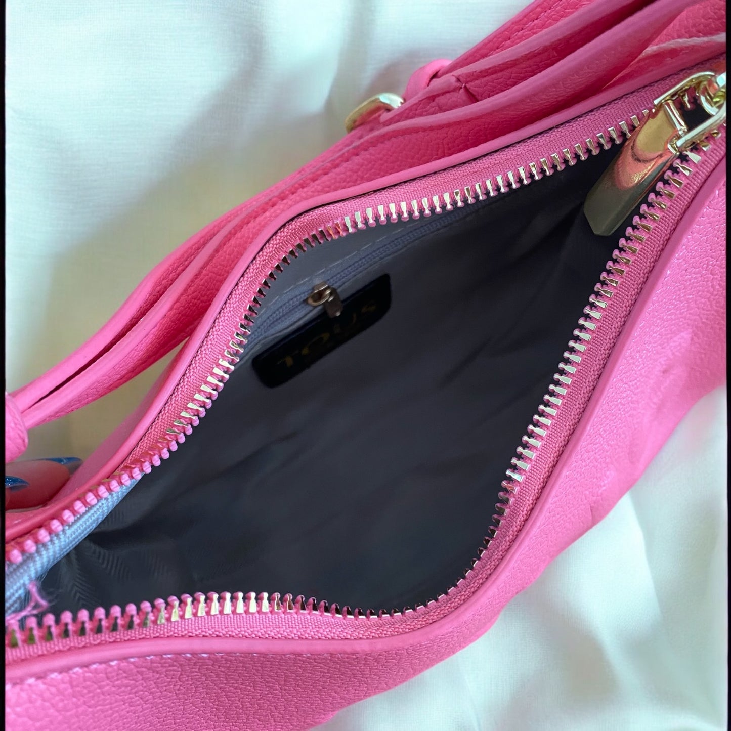 Crossbody media luna tipo Tous
