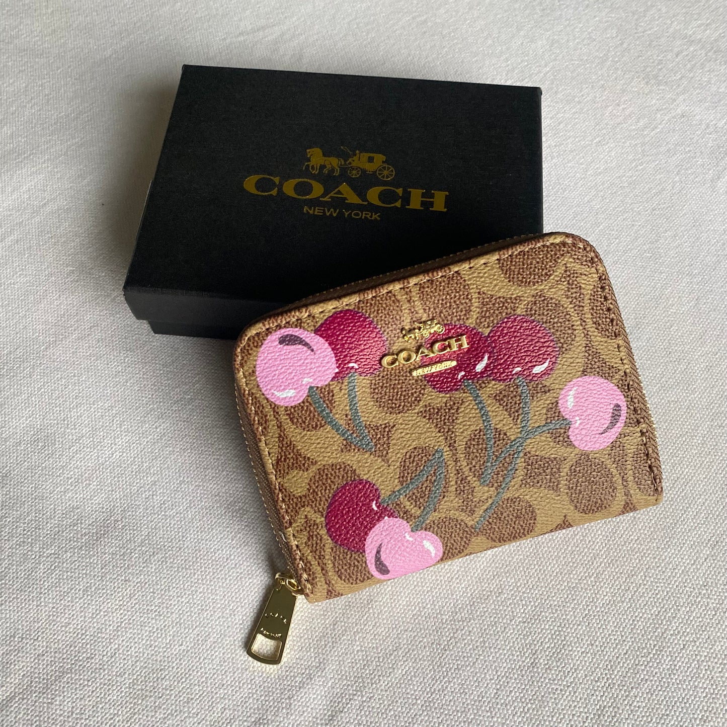 Mondero Tipo Coach con caja.