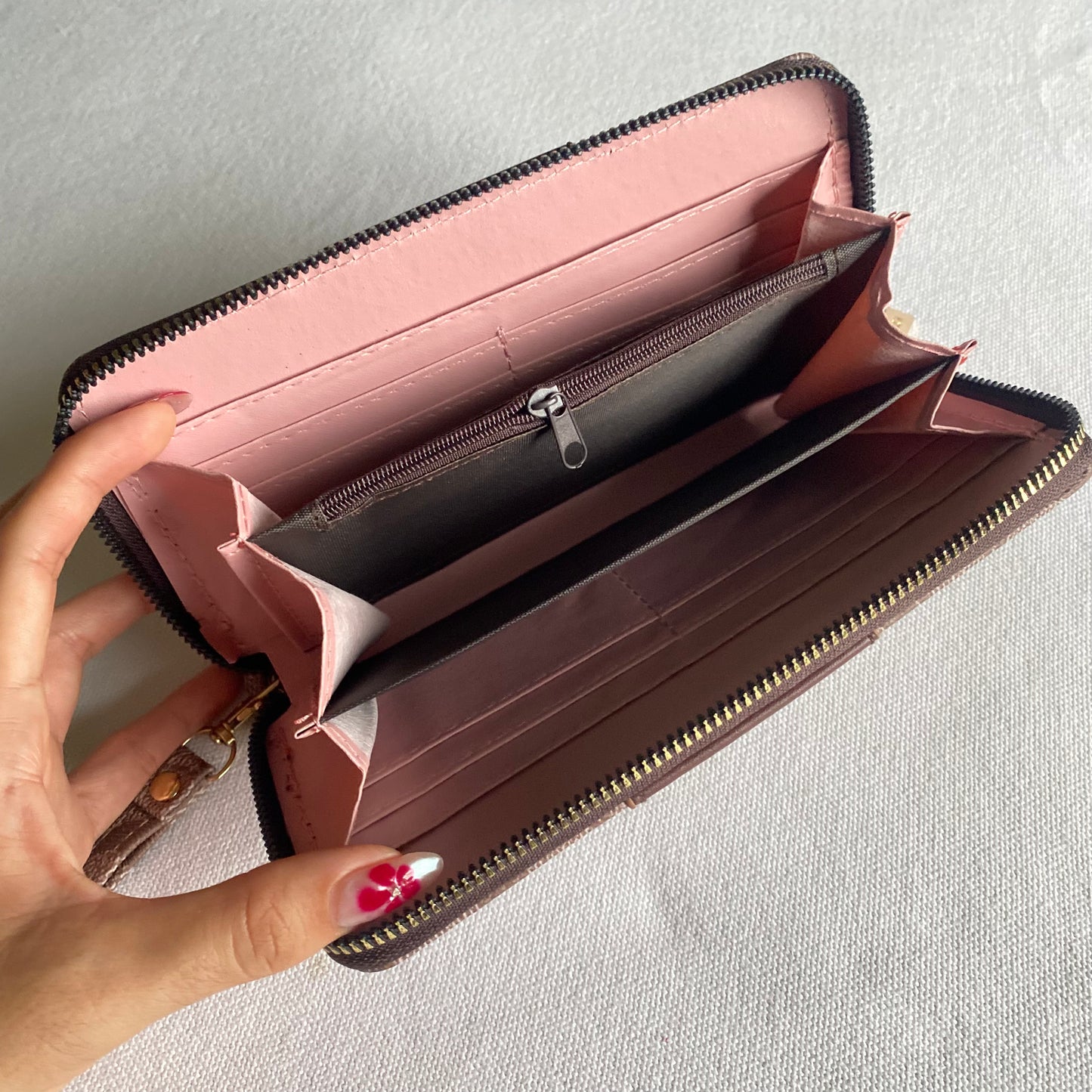 Cartera larga tipo coach