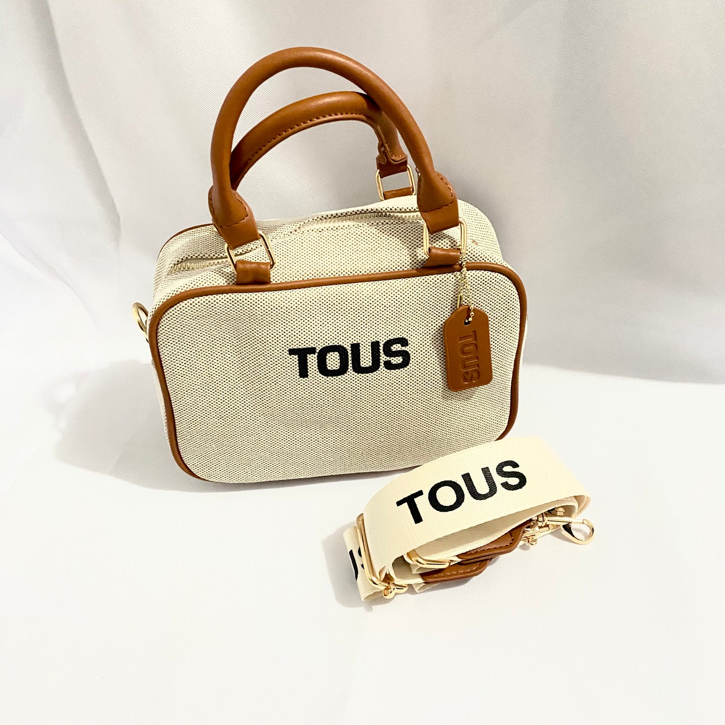 Crossbody de tela tipo Tous