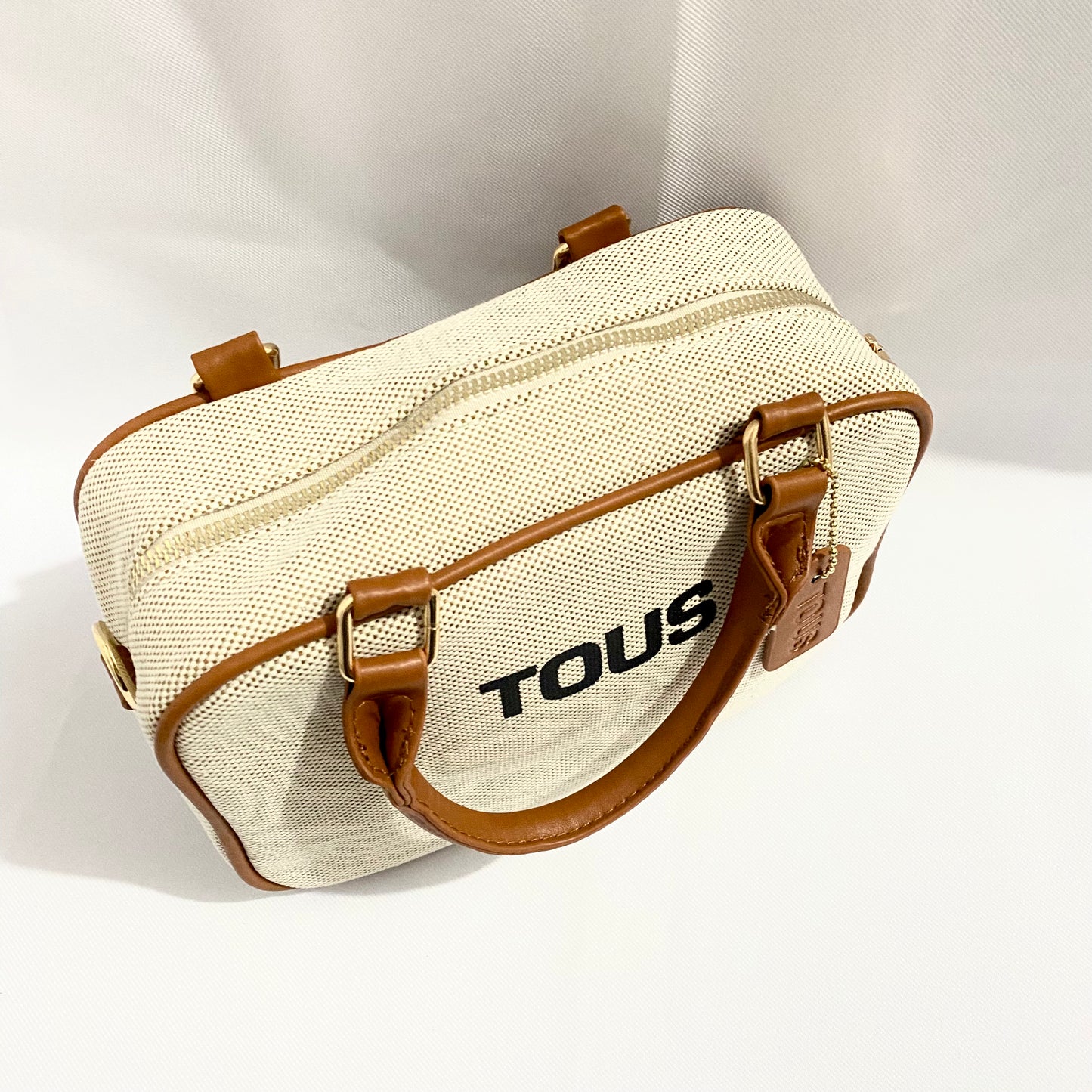 Crossbody de tela tipo Tous