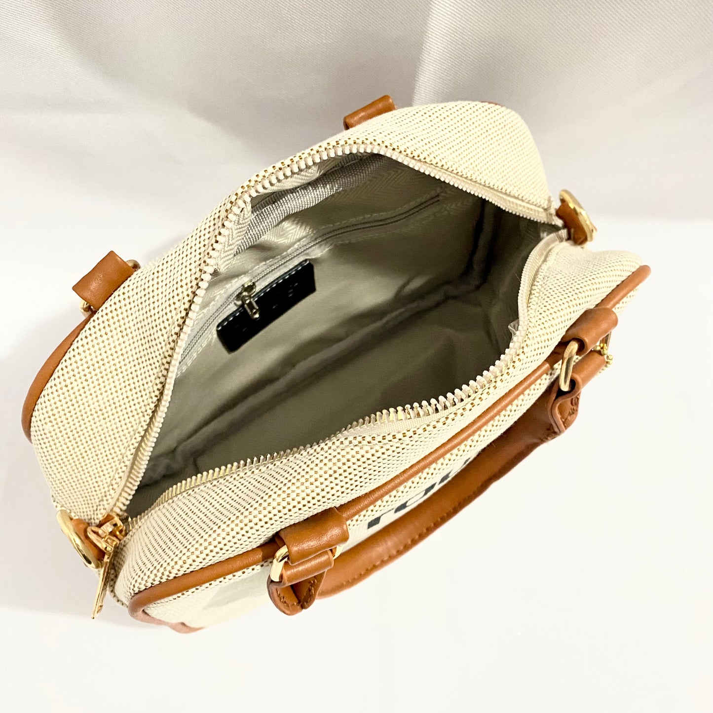 Crossbody de tela tipo Tous