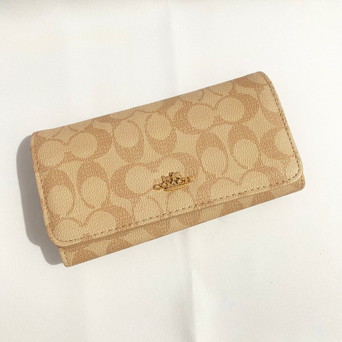 Cartera larga tipo Coach