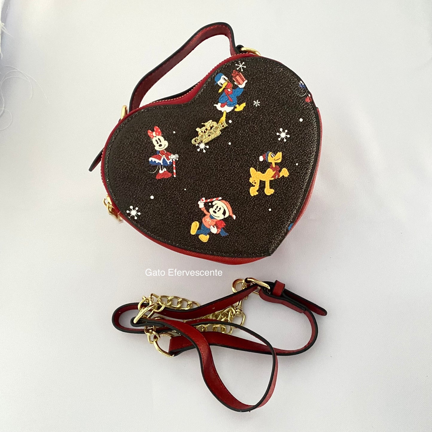 Crossbody tipo coach de corazon