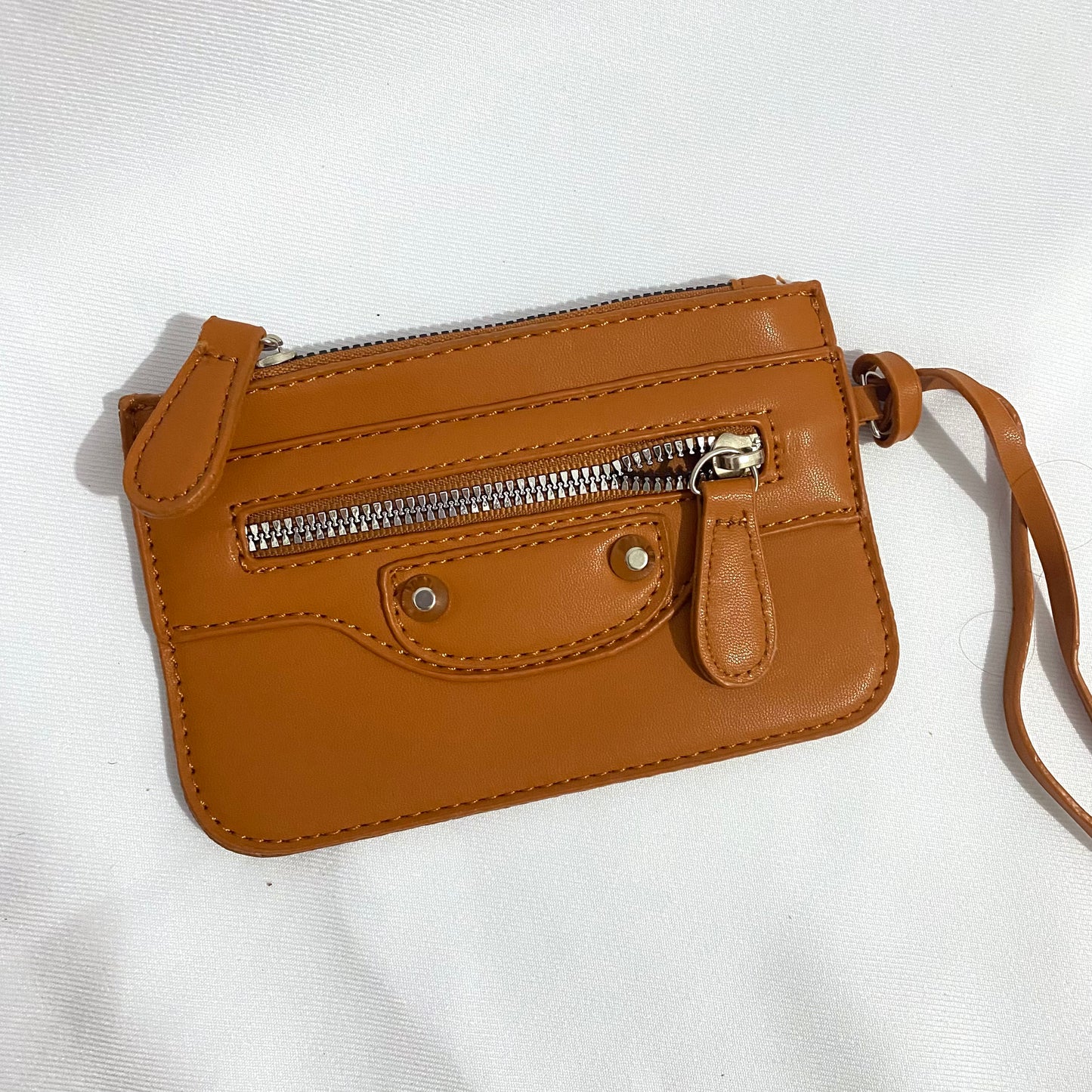 Shoulder bag con estoperoles