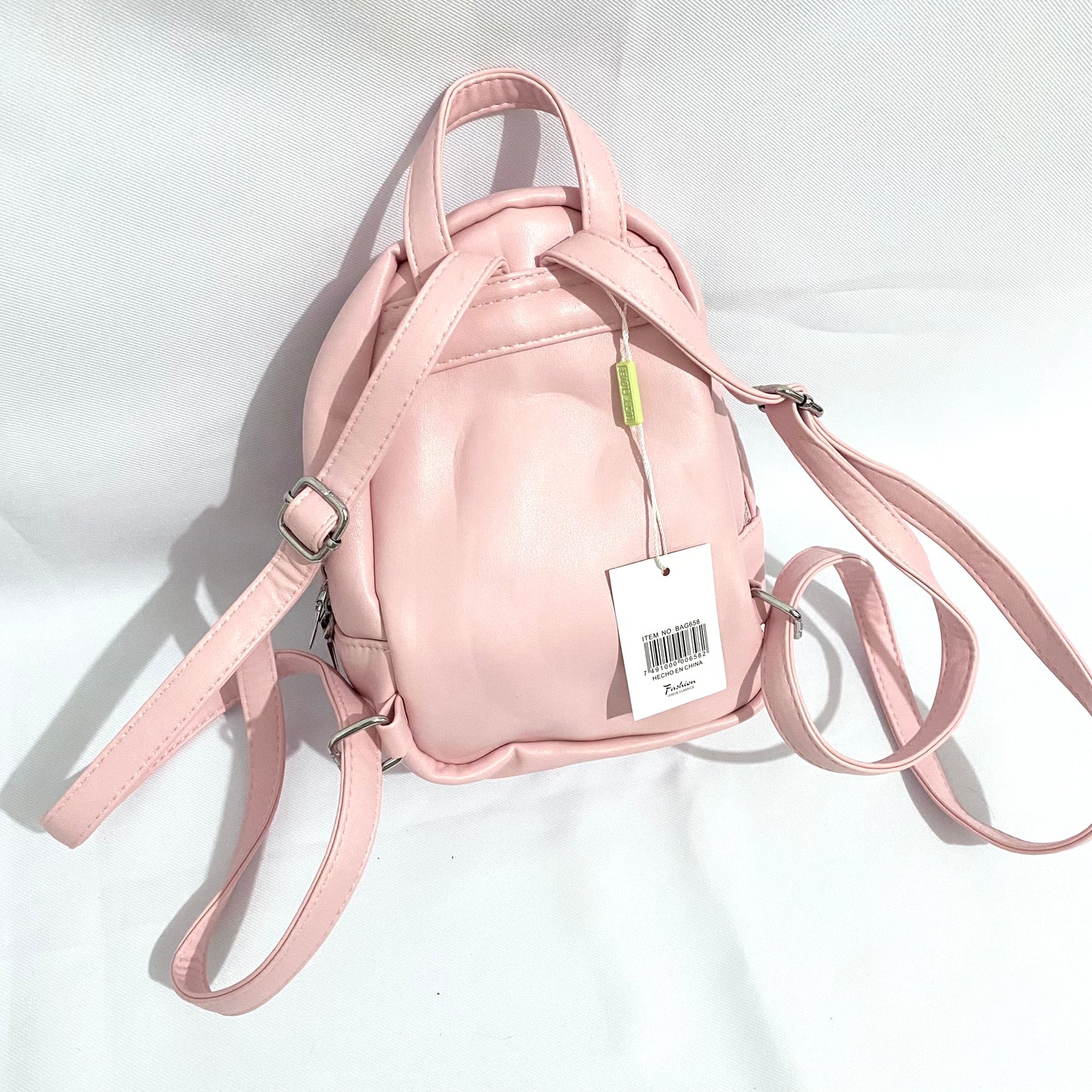 Mini mochila con piedras