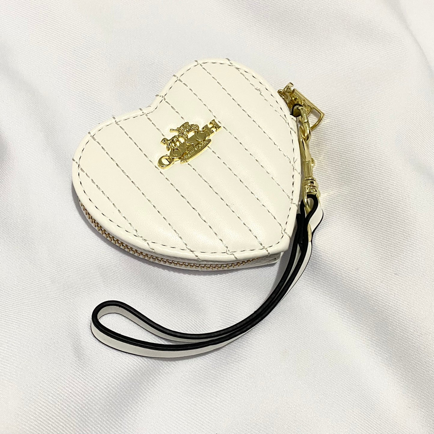 Monedero de corazón tipo Coach