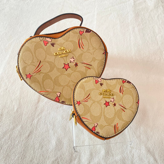 Bolsa corazón de coach con monedero