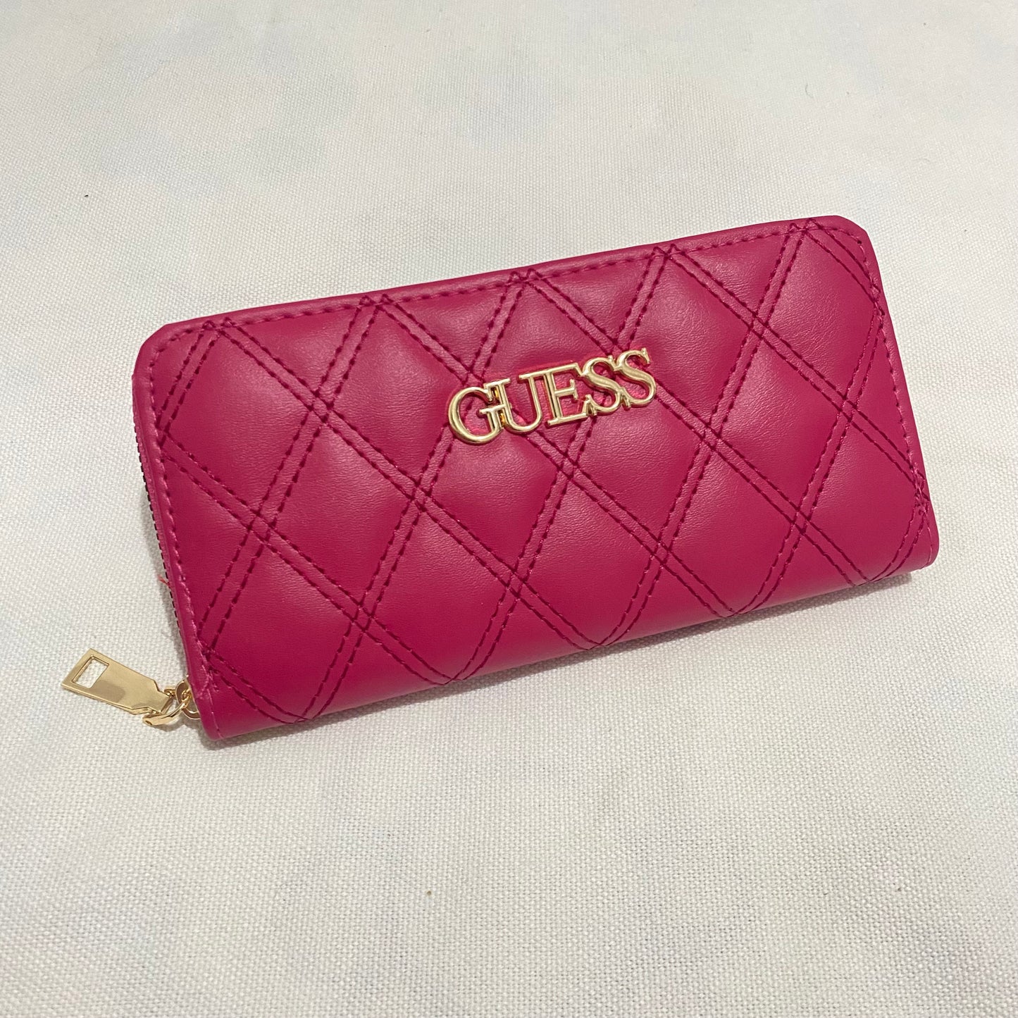 Cartera larga guess