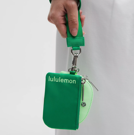 Llavero tipo Lululemon