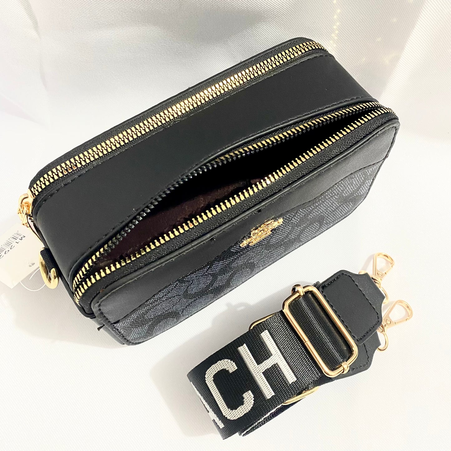 Crossbody tipo coach rectangular (Chica)
