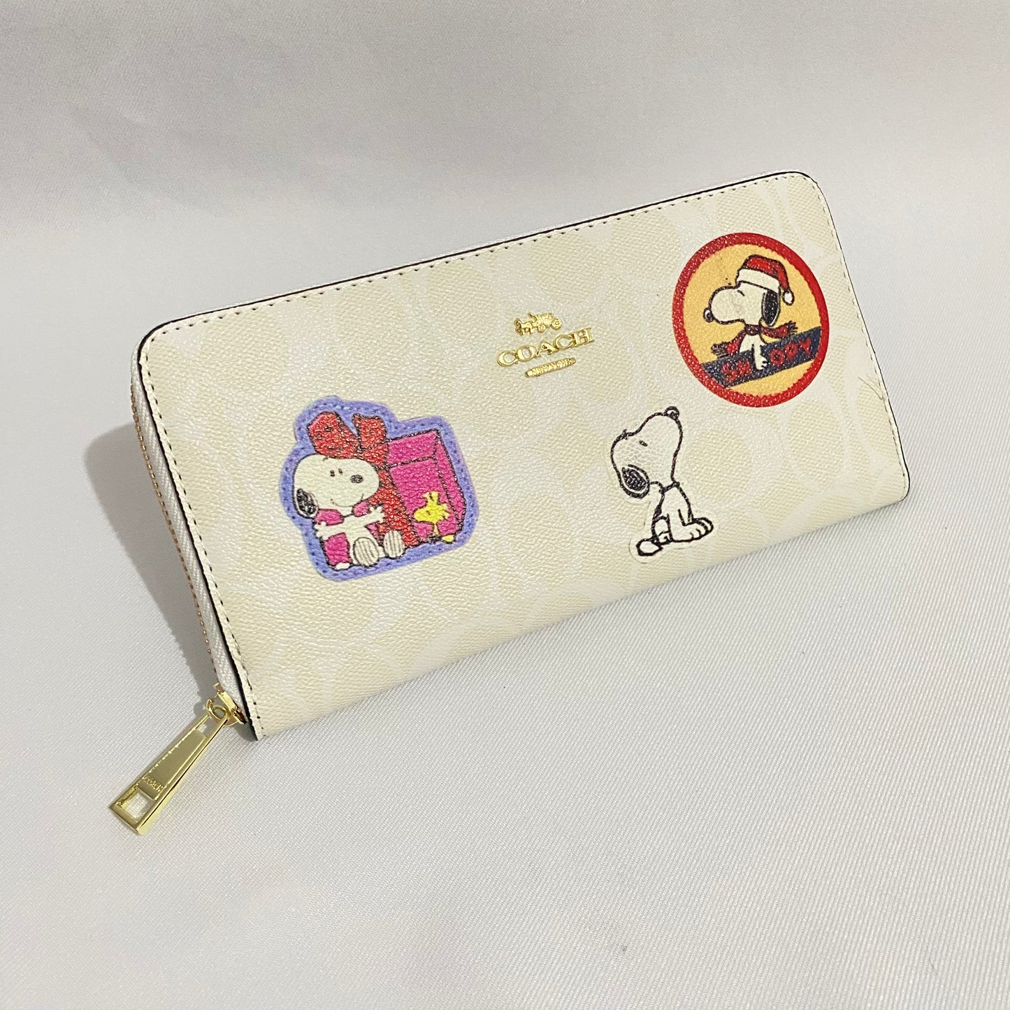 Cartera larga, Snoopy
