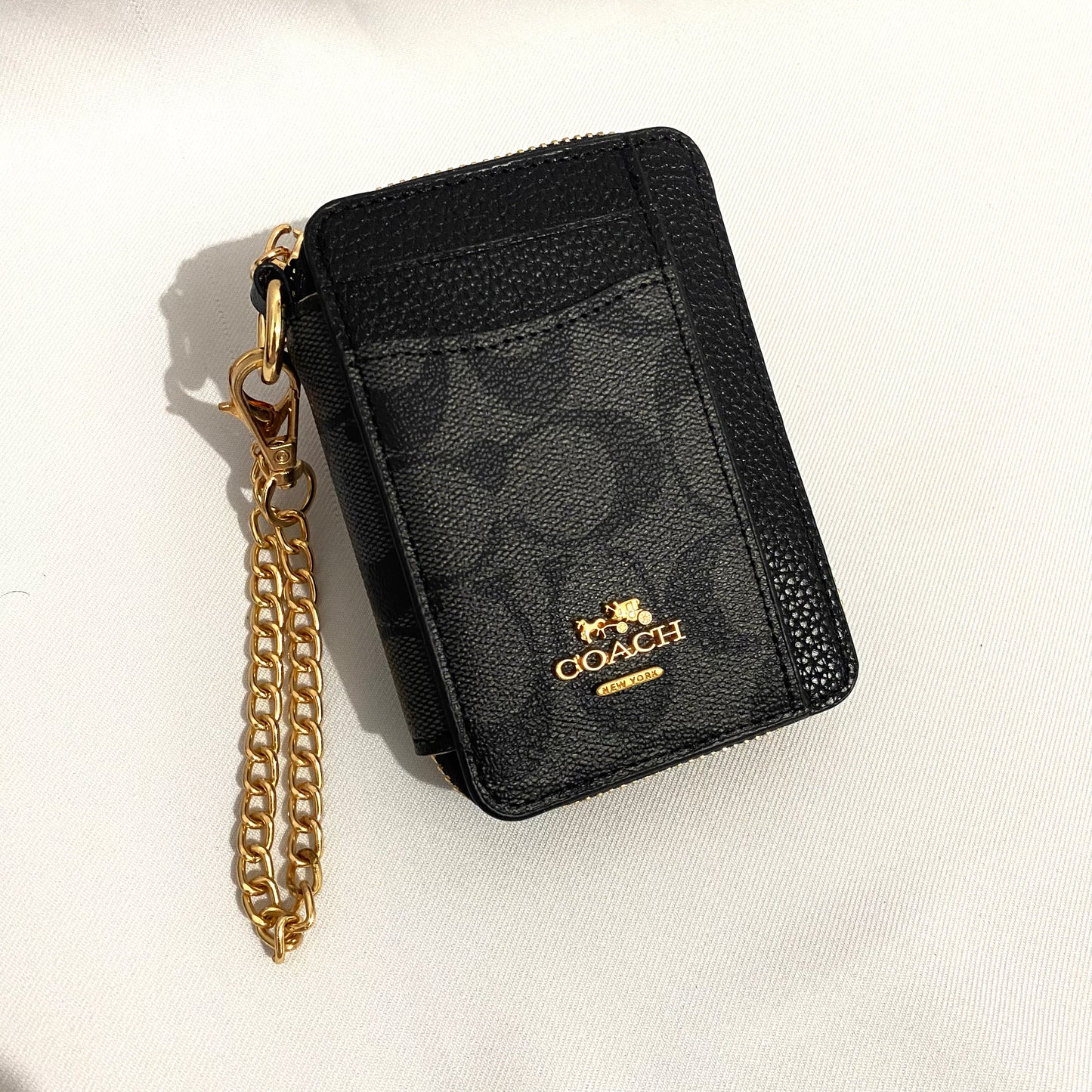 Tarjetero zip card, tipo coach