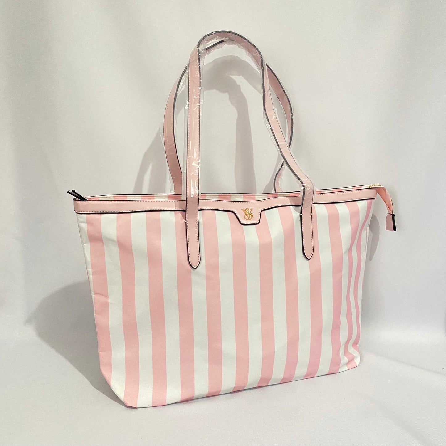 Tote grande, tipo Vs