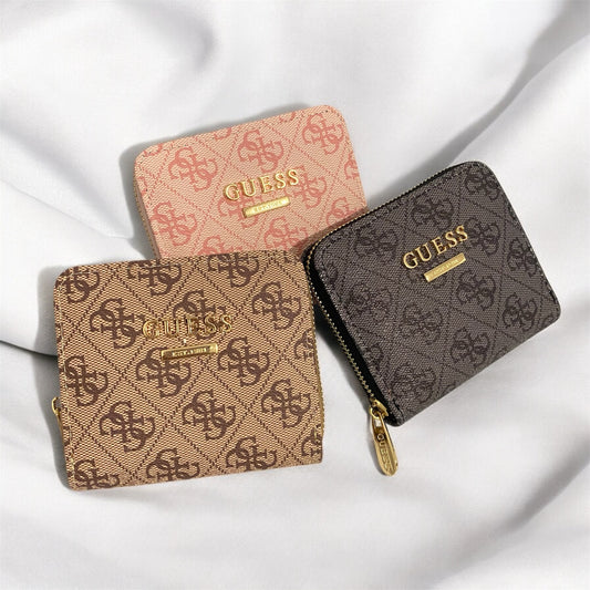 Cartera chica tipo Guess