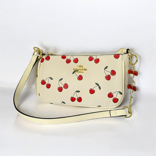 Nolita, tipo Coach